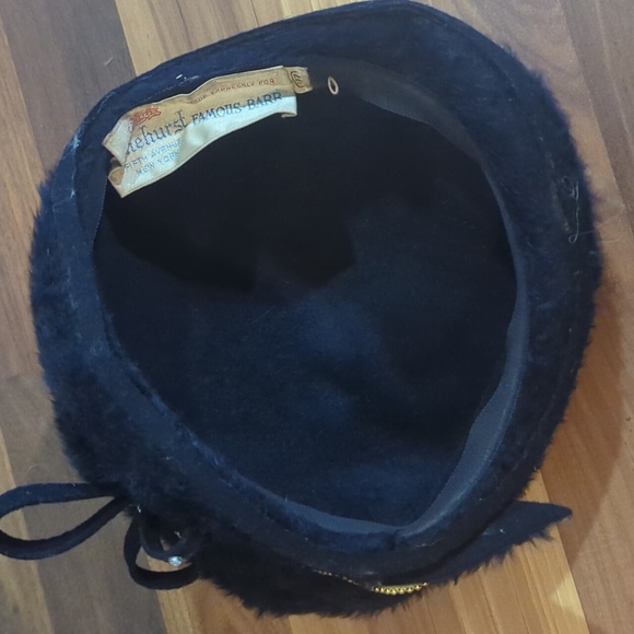 Navy Blue Fur Vntg Hat Famous Barr - Picture 6 of 6